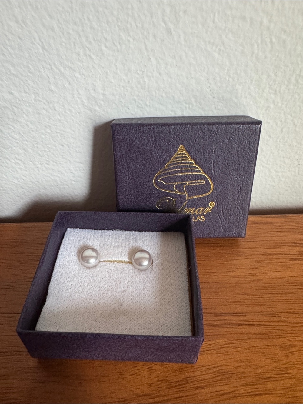 Cultured Pearl Bar Back Earrings in White